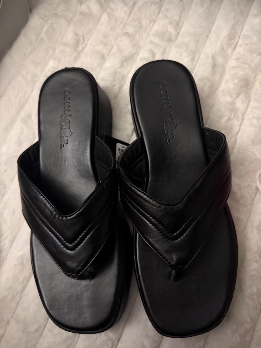 Platform sandals - Picture 2 of 4